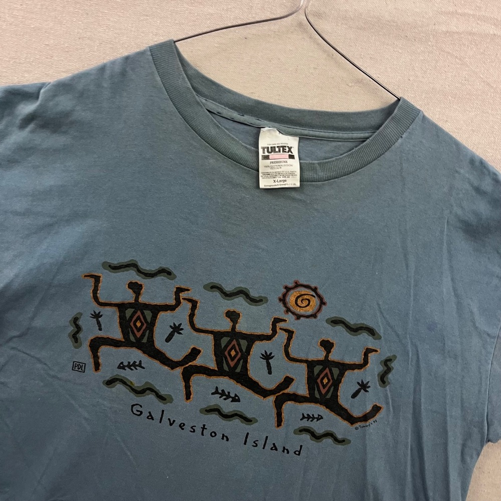 Tultex Galveston Island T-Shirt Mens XL Blue Vintage 1995 Tribal Single Stitch